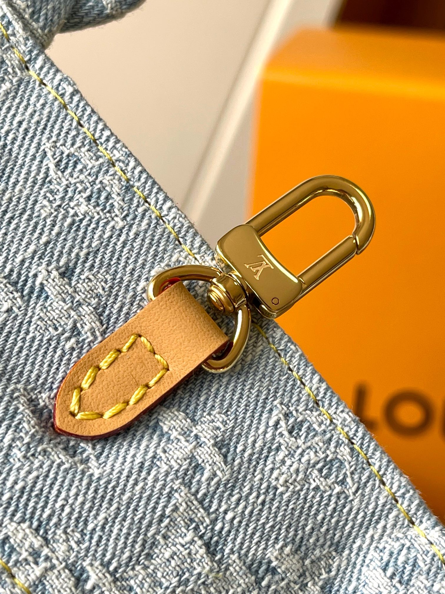 detail_681ee449c675f.jpg
